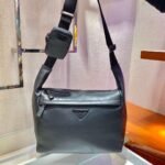 Replica Prada 2VH125 Prada Leather Shoulder Bag Black39226 - Image 2