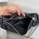 Replica Prada Leather Prada Triangle shoulder bag 1BH190 Black40100 - Image 7