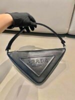 Replica Prada 1NQ043 Triangle leather pouch Black39227