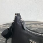 Replica Prada 1BH204 Prada Re-Edition 2005 Nylon Bag Black38701 - Image 4