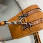 Replica Prada Leather bag with shoulder strap 1BH082 brown40080 - Image 5