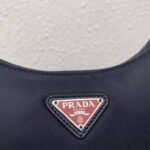 Replica Prada 1NE515 Re-Nylon Re-Edition 2000 mini-bag black red39509 - Image 4
