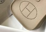 Replica Hermes Evelyne Bag Hermes Mini Crossbody Bag 20403 Silver Buckle Kakhi35025 - Image 4