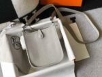 Replica Hermes Evelyne Bag Hermes Mini Crossbody Bag 20402 Silver Buckle Light Gray34998 - Image 3
