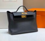 Replica Hermes Kelly 2424 Leather 29cm H230268 Black Shoulder bag34485 - Image 2