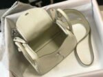 Replica Hermes H079086 Lindy Mini Bag 19cm H23191634948 - Image 7