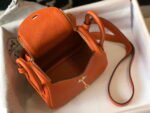 Replica Hermes H079086 Lindy Mini Bag 19cm H23192435375 - Image 8