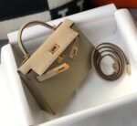 Replica Hermes Kelly Bag Hermes 19CM Epsom Shoulder Mini Bag Apricot 20466 - Image 4