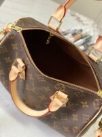 LOUIS VUITTON  M4111329120 - Image 8