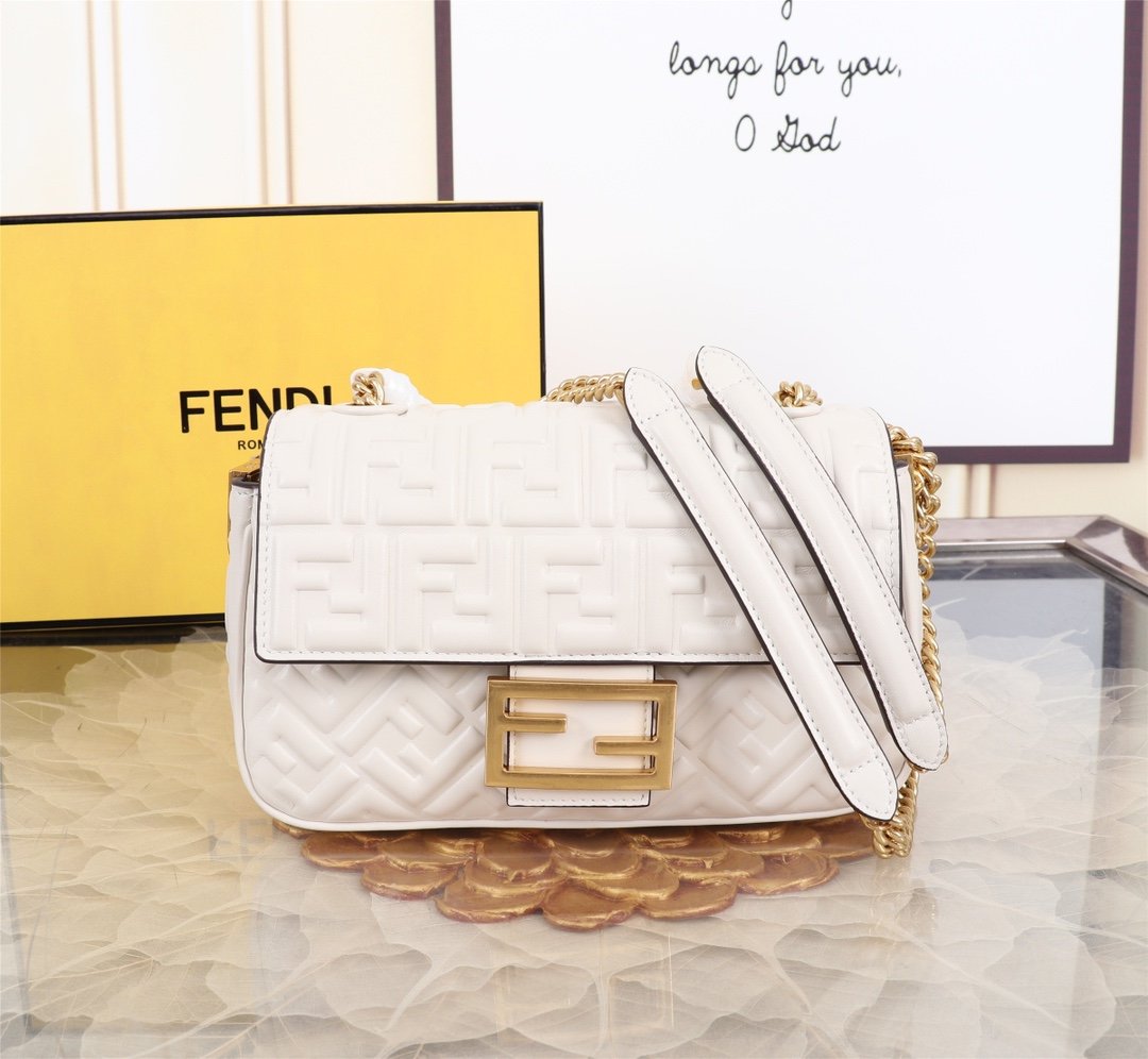 wsxc1740586269103_1.jpg FENDI40735 - Image 1