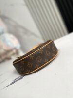 LOUIS VUITTON  M8109829122 - Image 4