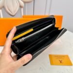 wallet43279 - Image 9
