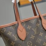 LOUIS VUITTON29129 - Image 8