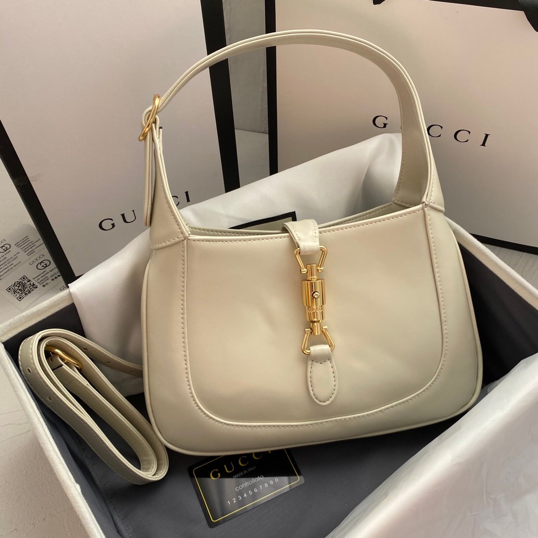 wsxc1742663171949_0.jpg GUCCI37148 - Image 1
