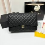 CHANEL33607