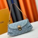 LOUIS VUITTON29990