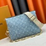 LOUIS VUITTON30000