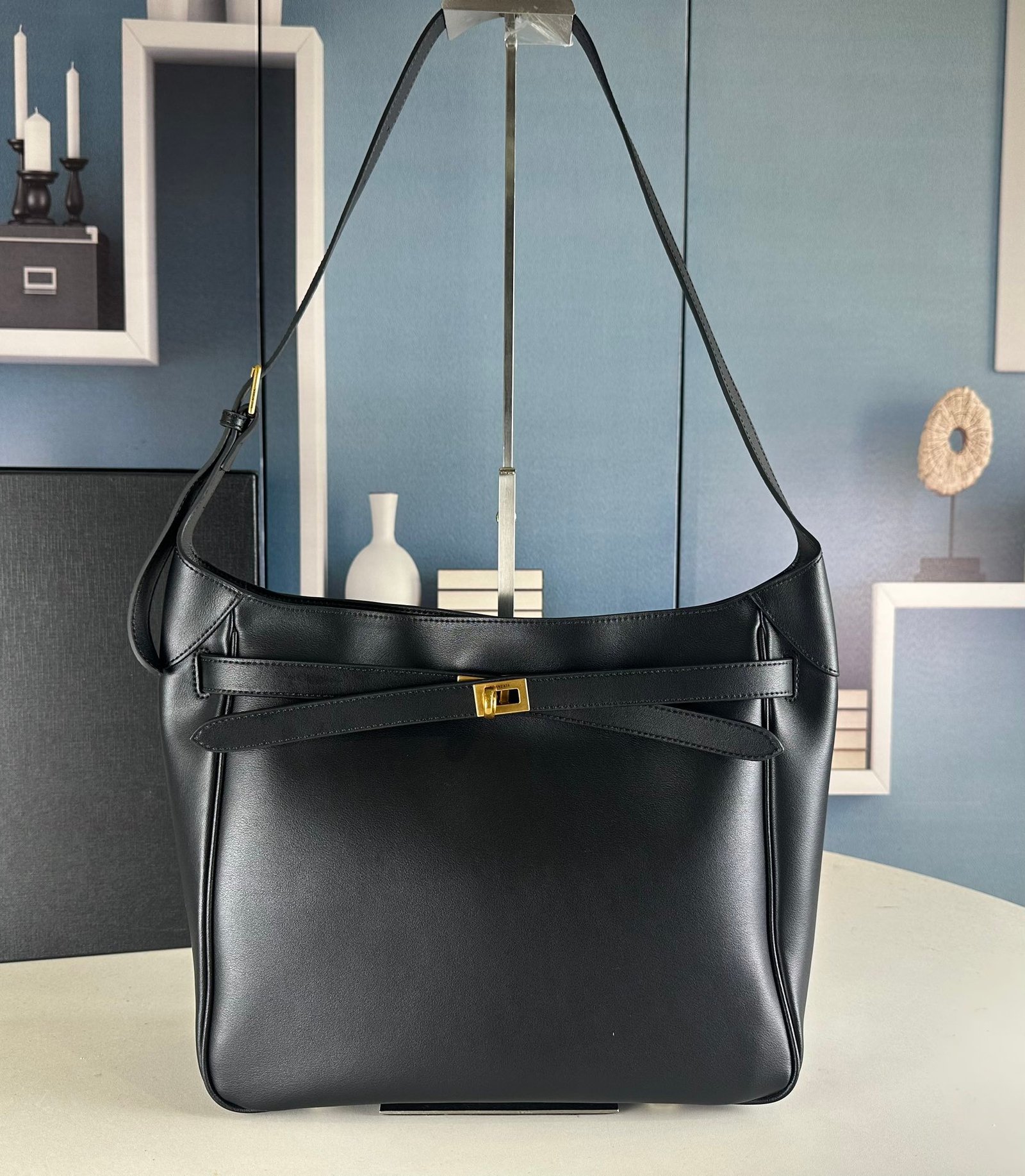 wsxc1742829161908_0.jpg Balenciaga41383 - Image 1