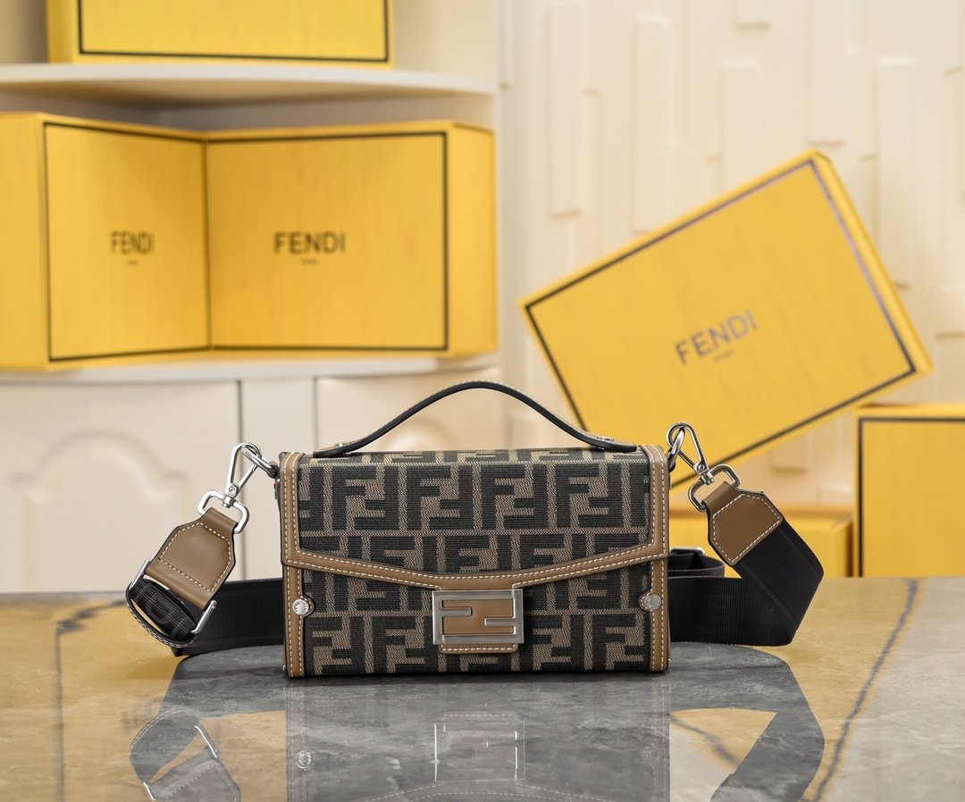 wsxc1742841587900_0.jpg FENDI40751 - Image 1
