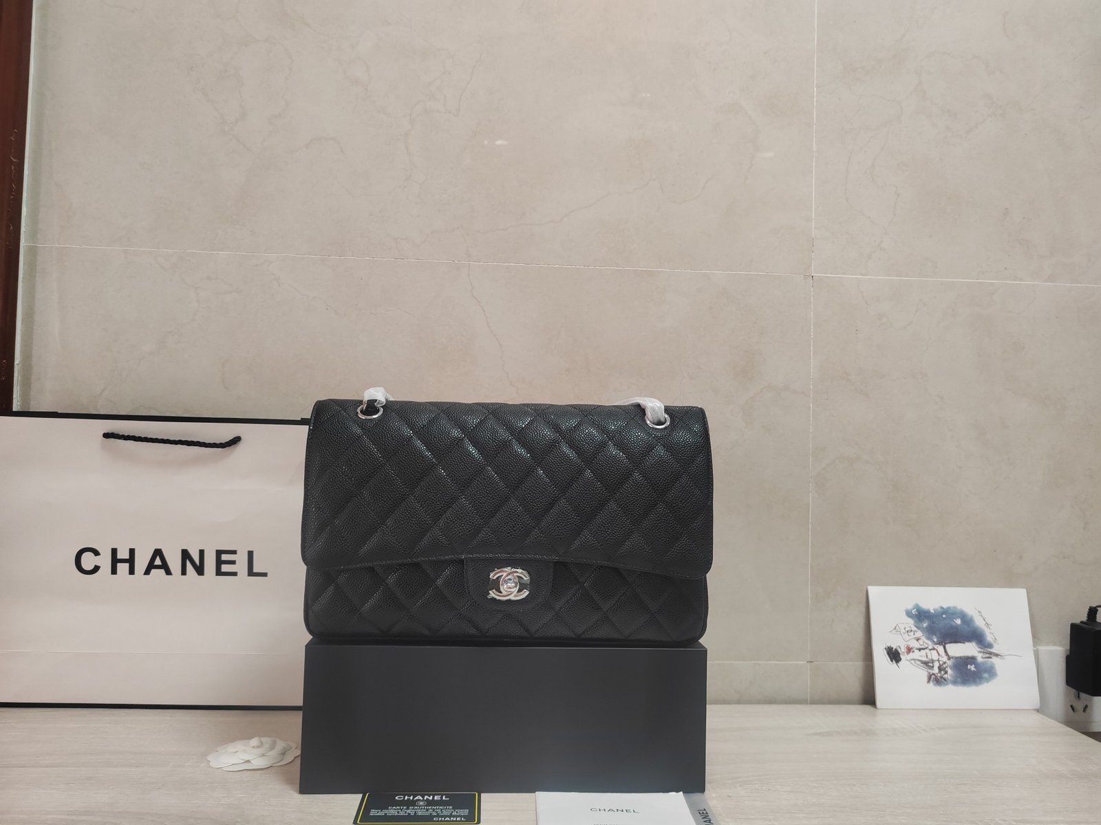 wsxc1742849497960_0.jpg CHANEL Size: 30*19*10cm.33873 - Image 1