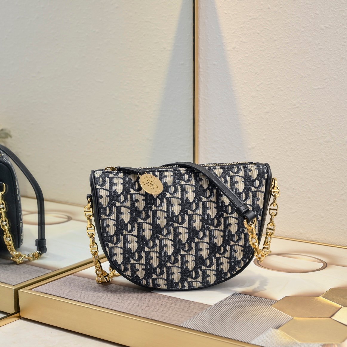 wsxc1742913154711_0.jpg DIOR36552 - Image 1