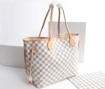 LOUIS VUITTON30194 - Image 4