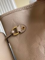 LOUIS VUITTON30205 - Image 3