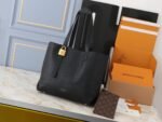 LOUIS VUITTON30400
