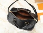 LOUIS VUITTON30554 - Image 9