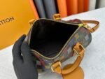 LOUIS VUITTON30598 - Image 9