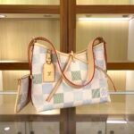 LOUIS VUITTON30844 - Image 4