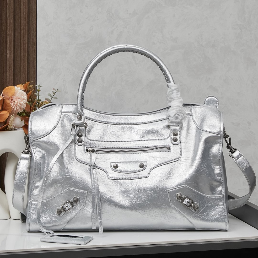 wsxc1743086705204_0.jpg Balenciaga41639 - Image 1