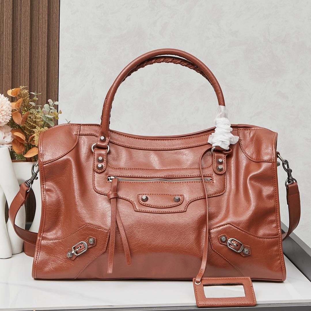 wsxc1743087186806_0.jpg Balenciaga41662 - Image 1