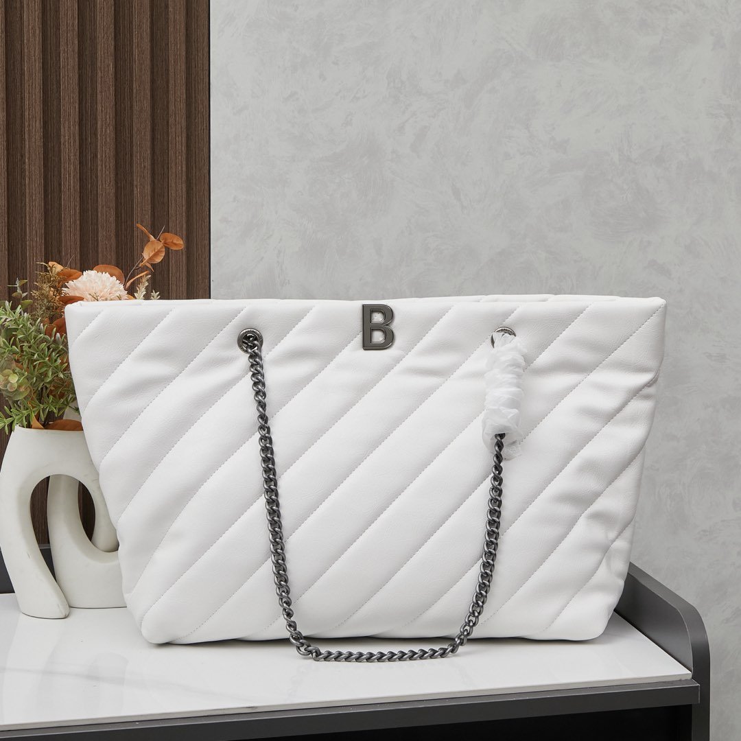 wsxc1743089470691_0.jpg Balenciaga41762 - Image 1