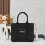 Balenciaga41937