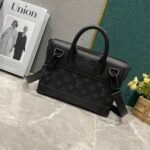 LOUIS VUITTON31216 - Image 3