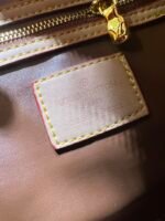 LOUIS VUITTON31271 - Image 9