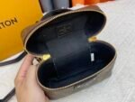 LOUIS VUITTON31304 - Image 9