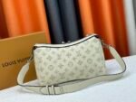 LOUIS VUITTON31381 - Image 4